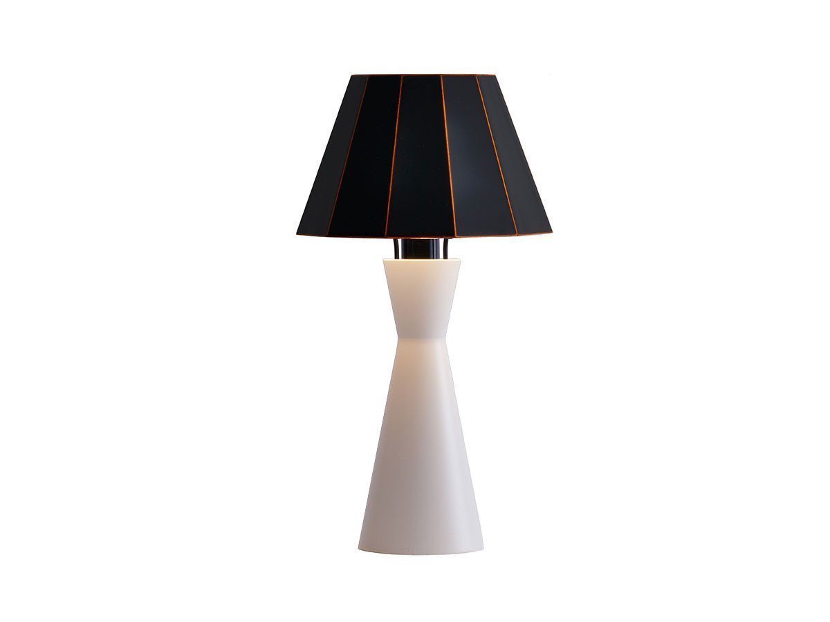 【フライミー ジャパン スタイル/FLYMEe Japan-Style / GOODS】のTable Stand / テーブルスタンド #106756 インテリア・キッズ・メンズ・レディースファッション・服の通販 founy(ファニー) 　送料無料　Free Shipping　スタンド　Stand Collar, Upright Stand　テーブル　Table, Dining Table　ホーム・キャンプ・アウトドア・お取り寄せ　Home Living / Home & Lifestyle / Camping Gear / Outdoor Camping　家具・インテリア　Home Furniture & Interior. Stylish & Functional Living Spaces　ライト・照明　Lamps & Lighting Fixtures　シェード:黒春慶(くろしゅんけい)、本体:メイプル(白塗装)|ID: prp329100000007578 ipo3291000000036449892