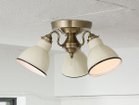 【フライミー ファクトリー/FLYMEe Factory / GOODS】のCUSTOM SERIES 3 Ceiling Lamp × Emission Steel / カスタムシリーズ 3灯シーリングランプ × スチール(エミッション) 人気、トレンドファッション・服の通販 founy(ファニー) 送料無料 Free Shipping アンティーク Antique-Inspired クラシカル Classical, Vintage-Inspired ホーム・キャンプ・アウトドア・お取り寄せ Home Living / Home & Lifestyle / Camping Gear / Outdoor Camping 家具・インテリア Home Furniture & Interior. Stylish & Functional Living Spaces ライト・照明 Lamps & Lighting Fixtures シーリングライト・天井照明 Ceiling Light / Flush Mount Light thumbnail 器具本体:ゴールド、シェード:バター|ID: prp329100000007857 ipo3291000000033157828