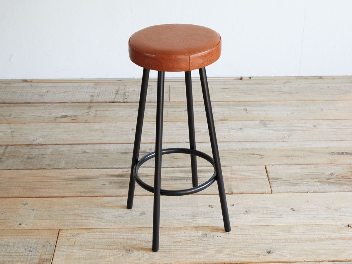 【スウィッチ/SWITCH / GOODS】のForge Counter Stool / フォージ カウンタースツール インテリア・キッズ・メンズ・レディースファッション・服の通販 founy(ファニー) 　送料無料　Free Shipping　クッション　Cushion　シンプル　Simple　フォルム　Form　ホーム・キャンプ・アウトドア・お取り寄せ　Home,Garden,Outdoor,Camping Gear　家具・インテリア　Furniture　チェア・椅子　Chair　スツール　Stool　ホーム・キャンプ・アウトドア・お取り寄せ　Home,Garden,Outdoor,Camping Gear　家具・インテリア　Furniture　チェア・椅子　Chair　カウンターチェア・ハイスツール　Counter Chair/High Stool　張地:L-2 アンティーク ダークブラウン(Hシリーズ)|ID: prp329100000007905 ipo3291000000029054939