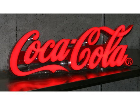 【コカ コーラ ブランド/Coca Cola BRAND / GOODS】のLED Lettering Sign / LED レタリングサイン PJ-LED02 インテリア・キッズ・メンズ・レディースファッション・服の通販 founy(ファニー) 　送料無料　Free Shipping　アクリル　Acrylic Material　シンプル　Simple, Minimal　スタンド　Stand Collar, Upright Stand　フレーム　Frame, Outline　ホーム・キャンプ・アウトドア・お取り寄せ　Home Living / Home & Lifestyle / Camping Gear / Outdoor Camping　家具・インテリア　Home Furniture & Interior. Stylish & Functional Living Spaces　ライト・照明　Lamps & Lighting Fixtures　立体ロゴとアクリル樹脂製フレームのみのすっきりとシンプルな構造です。|ID: prp329100000007983 ipo3291000000036115392