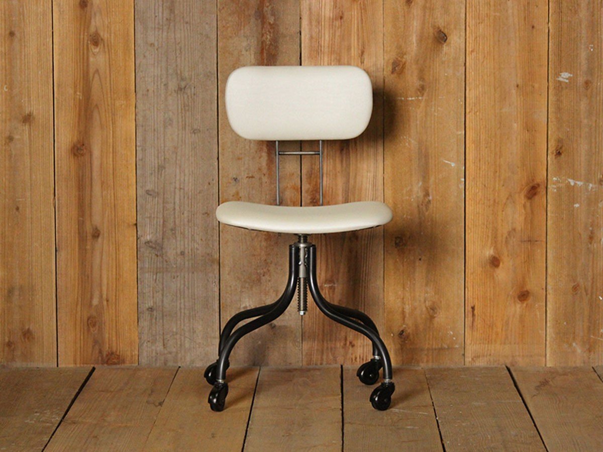 【スウィッチ/SWITCH / GOODS】のJelly Desk Chair / ジェリー デスクチェア インテリア・キッズ・メンズ・レディースファッション・服の通販 founy(ファニー) 　送料無料　Free Shipping　デスク　Desk　ワーク　Work　ホーム・キャンプ・アウトドア・お取り寄せ　Home,Garden,Outdoor,Camping Gear　家具・インテリア　Home Furniture & Interior. Stylish & Functional Living Spaces　チェア・椅子　Chair　オフィスチェア・デスクチェア　Office Chair/Desk Chair　張地:L-10 ランド ホワイト(Cシリーズ)|ID: prp329100000008024 ipo3291000000030231034