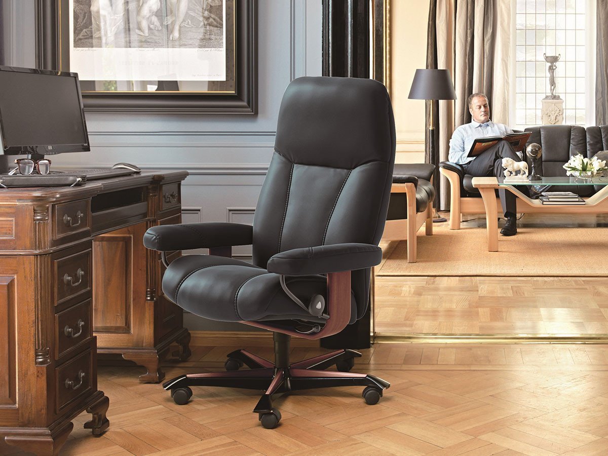 【ストレスレス/Stressless / GOODS】のStressless Consul Office / ストレスレス コンサル オフィス Mサイズ(ブラック / ブラウン) 人気、トレンドファッション・服の通販 founy(ファニー) 　ウッド　Wood　クッション　Cushion　クラシック　Classic　コンパクト　Compact　シンプル　Simple　スプリング　Spring　デスク　Desk　フィット　Fit　フォルム　Form　ワーク　Work　冬　Winter　ホーム・キャンプ・アウトドア・お取り寄せ　Home,Garden,Outdoor,Camping Gear　家具・インテリア　Home Furniture & Interior. Stylish & Functional Living Spaces　チェア・椅子　Chair　オフィスチェア・デスクチェア　Office Chair/Desk Chair　other-2|ID: prp329100000008052 ipo3291000000031551744
