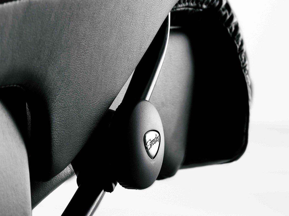 【ストレスレス/Stressless / GOODS】のStressless Consul Office / ストレスレス コンサル オフィス Mサイズ(ブラック / ブラウン) インテリア・キッズ・メンズ・レディースファッション・服の通販 founy(ファニー) 　ウッド　Wooden Design　クッション　Cushion, Throw Pillow　クラシック　Classic, Timeless Style　コンパクト　Compact, Small Size　シンプル　Simple, Minimal　スプリング　Spring, Spring Collection　デスク　Desk, Work Desk　フィット　Fit, Slim Fit　フォルム　Silhouette, Form　ワーク　Workwear, Utility Style　冬　Winter / This Winter　ホーム・キャンプ・アウトドア・お取り寄せ　Home Living / Home & Lifestyle / Camping Gear / Outdoor Camping　家具・インテリア　Home Furniture & Interior. Stylish & Functional Living Spaces　チェア・椅子　Seating & Chairs　オフィスチェア・在宅ワーク用チェア　Office & Desk Chairs　参考イメージ|ID: prp329100000008052 ipo3291000000033463818