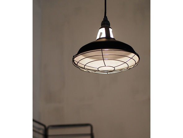 【フライミー ファクトリー/FLYMEe Factory / GOODS】のPendant Light L / ペンダントライト Lサイズ #25133 インテリア・キッズ・メンズ・レディースファッション・服の通販 founy(ファニー) 　送料無料　Free Shipping　フォルム　Silhouette, Form　ビジネス 仕事 通勤　Business / Work / Commuting　ホーム・キャンプ・アウトドア・お取り寄せ　Home Living / Home & Lifestyle / Camping Gear / Outdoor Camping　家具・インテリア　Home Furniture & Interior. Stylish & Functional Living Spaces　ライト・照明　Lamps & Lighting Fixtures　ペンダントライト・吊り下げ照明　Pendant Light / Hanging Light Fixture　こちらはサイズ違いの使用イメージです。|ID: prp329100000008162 ipo3291000000034993051