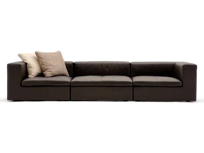 【マルイチセーリング/MARUICHI Selling / GOODS】のGIRARE2 3P SOFA / ジラーレ2 3人掛けソファ インテリア・キッズ・メンズ・レディースファッション・服の通販 founy(ファウニー) https://founy.com/ ウッド Wooden Design クッション Cushion, Throw Pillow シンプル Simple, Minimal フェザー Feather, Feather Detail フォルム Silhouette, Form ベーシック Basic, Essential モダン Modern, Contemporary ホーム・キャンプ・アウトドア・お取り寄せ Home Living / Home & Lifestyle / Camping Gear / Outdoor Camping 家具・インテリア Home Furniture & Interior. Stylish & Functional Living Spaces ソファー Couches & Sofas |ID: prp329100000008228 ipo3291000000037267520