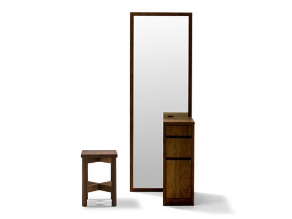 【マスターウォール/MASTERWAL / GOODS】のTURM STOOL / トゥルム スツール インテリア・キッズ・メンズ・レディースファッション・服の通販 founy(ファニー) 送料無料 Free Shipping シンプル Simple, Minimal フラット Flat, Flat Shoes ホーム・キャンプ・アウトドア・お取り寄せ Home Living / Home & Lifestyle / Camping Gear / Outdoor Camping 家具・インテリア Home Furniture & Interior. Stylish & Functional Living Spaces チェア・椅子 Seating & Chairs スツール・バースツール Stools & Bar Stools |ID: prp329100000008240 ipo3291000000034675170