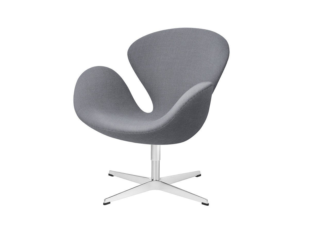 【フリッツ ハンセン/FRITZ HANSEN / GOODS】のSWAN / スワンチェア ラウンジチェア 3320 インテリア・キッズ・メンズ・レディースファッション・服の通販 founy(ファニー) 　ファブリック　Fabric, Textile　フォーム　Form　おすすめ　Recommended / Our Picks　ホーム・キャンプ・アウトドア・お取り寄せ　Home Living / Home & Lifestyle / Camping Gear / Outdoor Camping　家具・インテリア　Home Furniture & Interior. Stylish & Functional Living Spaces　チェア・椅子　Seating & Chairs　ラウンジチェア・リクライナー　Lounge Chairs / Recliners　張地:1170 ライトグレーユニ(クリスチャンハウン)、脚部:サテン仕上|ID: prp329100000008303 ipo3291000000030209162