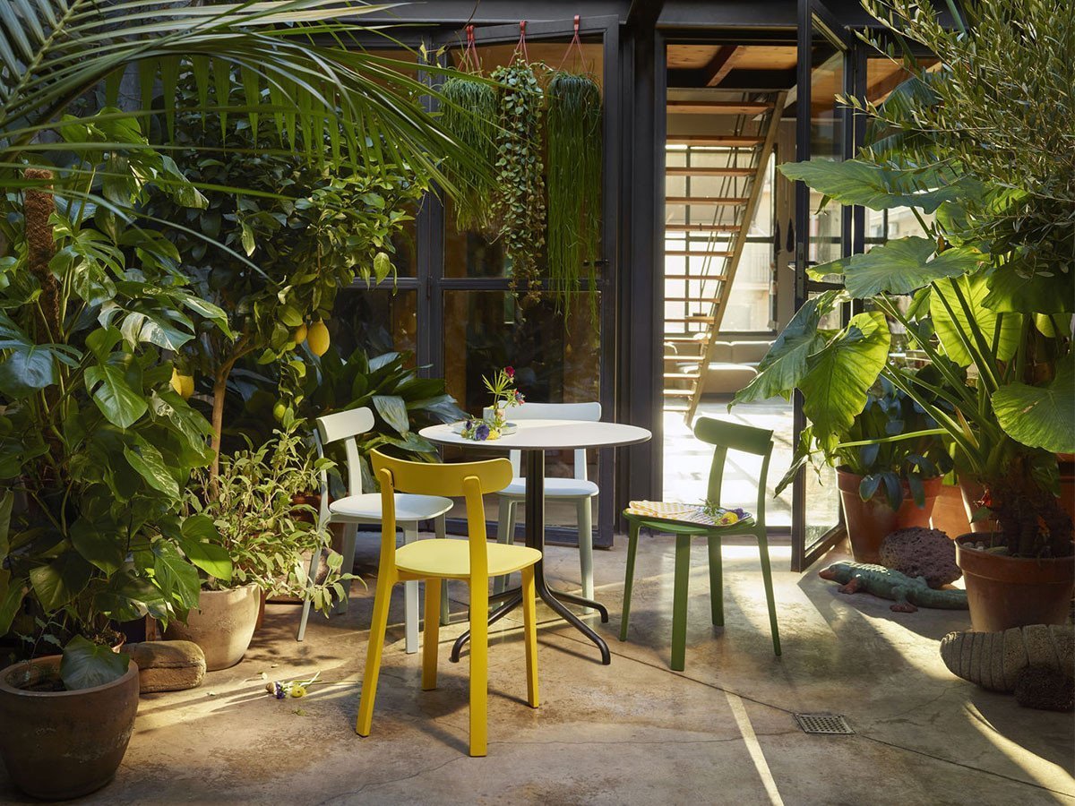 【ヴィトラ/Vitra / GOODS】のBelleville Table / ベルヴィル テーブル ラウンド Φ796mm インテリア・キッズ・メンズ・レディースファッション・服の通販 founy(ファニー) 　アウトドア　Outdoor Clothing　クラシック　Classic, Timeless Style　コーティング　Coating, Coated Finish　テーブル　Table, Dining Table　パウダー　Powder, Soft Tone　フレーム　Frame, Outline　ラウンド　Round, Round Neck　送料無料　Free Shipping　ホーム・キャンプ・アウトドア・お取り寄せ　Home Living / Home & Lifestyle / Camping Gear / Outdoor Camping　家具・インテリア　Home Furniture & Interior. Stylish & Functional Living Spaces　テーブル　Dining, Coffee & Side Tables　カフェテーブル・丸型テーブル　Cafe & Bistro Tables　天板:HPLソリッドコア材 / ホワイト(アウトドア対応)|ID: prp329100000008478 ipo3291000000036860085