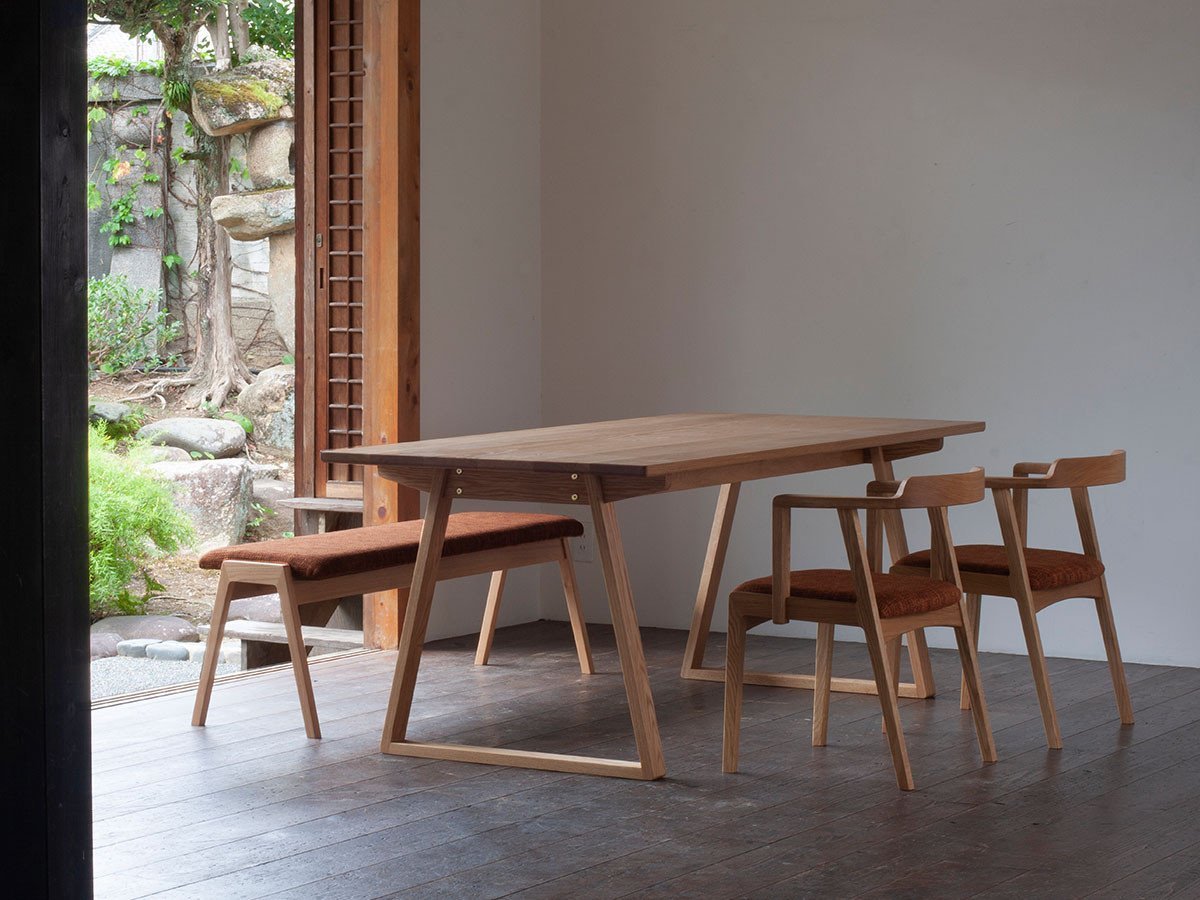 【アキ プラス/AKI+ / GOODS】のsala Table / サラテーブル 人気、トレンドファッション・服の通販 founy(ファニー) 　オイル　Body Oil　シンプル　Simple, Minimal　テーブル　Table, Dining Table　モダン　Modern, Contemporary　台形　A-Line, Trapezoid Shape　ホーム・キャンプ・アウトドア・お取り寄せ　Home Living / Home & Lifestyle / Camping Gear / Outdoor Camping　家具・インテリア　Home Furniture & Interior. Stylish & Functional Living Spaces　テーブル　Dining, Coffee & Side Tables　ダイニングテーブル・食卓テーブル　Dining Tables　other-2|ID: prp329100000008506 ipo3291000000031531927