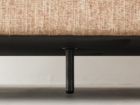 【フランネルソファ/FLANNEL SOFA / GOODS】のPIVO ONE ARM SOFA / ピヴォ 3人掛け片肘ソファ インテリア・キッズ・メンズ・レディースファッション・服の通販 founy(ファニー) 　ホーム・キャンプ・アウトドア・お取り寄せ　Home Living / Home & Lifestyle / Camping Gear / Outdoor Camping　家具・インテリア　Home Furniture & Interior. Stylish & Functional Living Spaces　ソファー　Couches & Sofas　サポート脚はスチール(ブラック)です。|ID: prp329100000008520 ipo3291000000037001990