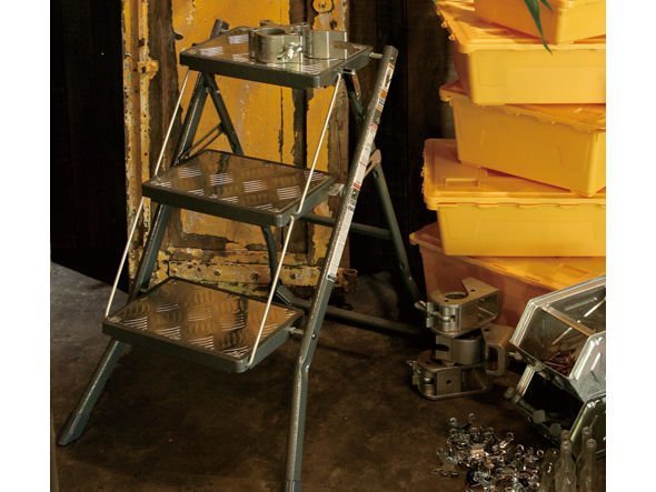 【ダルトン/DULTON / GOODS】のFolding 3-steps ladder / 折りたたみ 3-steps ラダー Model 100-252 人気、トレンドファッション・服の通販 founy(ファニー) 　コンパクト　Compact　ホーム・キャンプ・アウトドア・お取り寄せ　Home,Garden,Outdoor,Camping Gear　家具・インテリア　Home Furniture & Interior. Stylish & Functional Living Spaces　その他 インテリア雑貨、家具　Furniture, Interior, Others　other-6|ID: prp329100000008536 ipo3291000000031515157