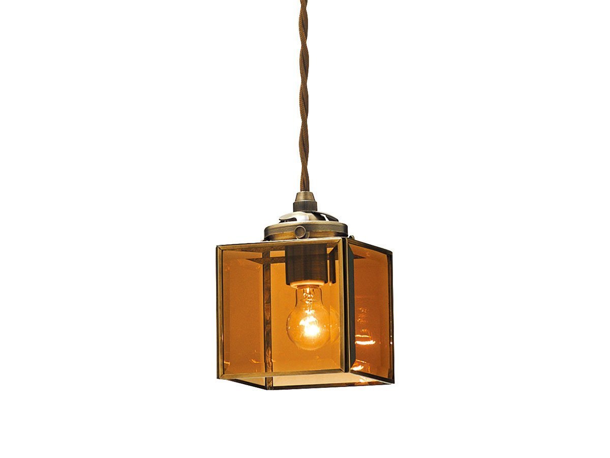 【フライミーパーラー/FLYMEe Parlor / GOODS】のPendant Light / ペンダントライト #104998 インテリア・キッズ・メンズ・レディースファッション・服の通販 founy(ファニー) 　アンティーク　Antique-Inspired　ガラス　Glass, Glassware　コンパクト　Compact, Small Size　ハンド　Hand, Handmade　バランス　Balance, Style Balance　ホーム・キャンプ・アウトドア・お取り寄せ　Home Living / Home & Lifestyle / Camping Gear / Outdoor Camping　家具・インテリア　Home Furniture & Interior. Stylish & Functional Living Spaces　ライト・照明　Lamps & Lighting Fixtures　ペンダントライト・吊り下げ照明　Pendant Light / Hanging Light Fixture　タイプ:アンバー、付属電球:白熱電球|ID: prp329100000008606 ipo3291000000030182244