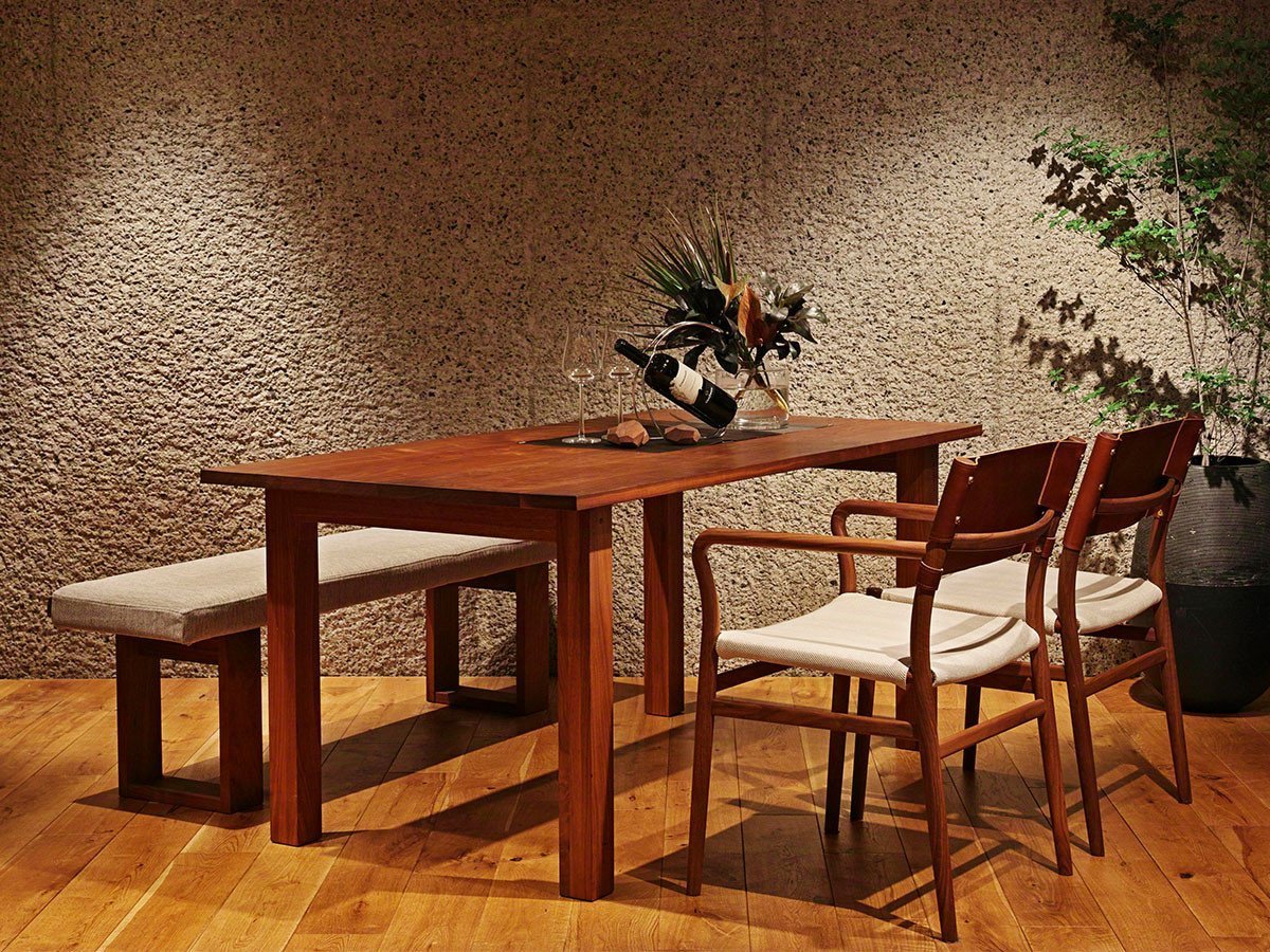 【マスターウォール/MASTERWAL / GOODS】のWILDWOOD DINING TABLE / ワイルドウッド ダイニングテーブル ウッドレッグス インテリア・キッズ・メンズ・レディースファッション・服の通販 founy(ファニー) 　テーブル　Table　フォルム　Form　モダン　Modern　ホーム・キャンプ・アウトドア・お取り寄せ　Home,Garden,Outdoor,Camping Gear　家具・インテリア　Furniture　テーブル　Table　ダイニングテーブル　Dining Table　ウッド:ウォールナット、サイズ:幅180 × 奥行85cm、脚部タイプ:4LEGS(4本脚)|ID: prp329100000008668 ipo3291000000026444398