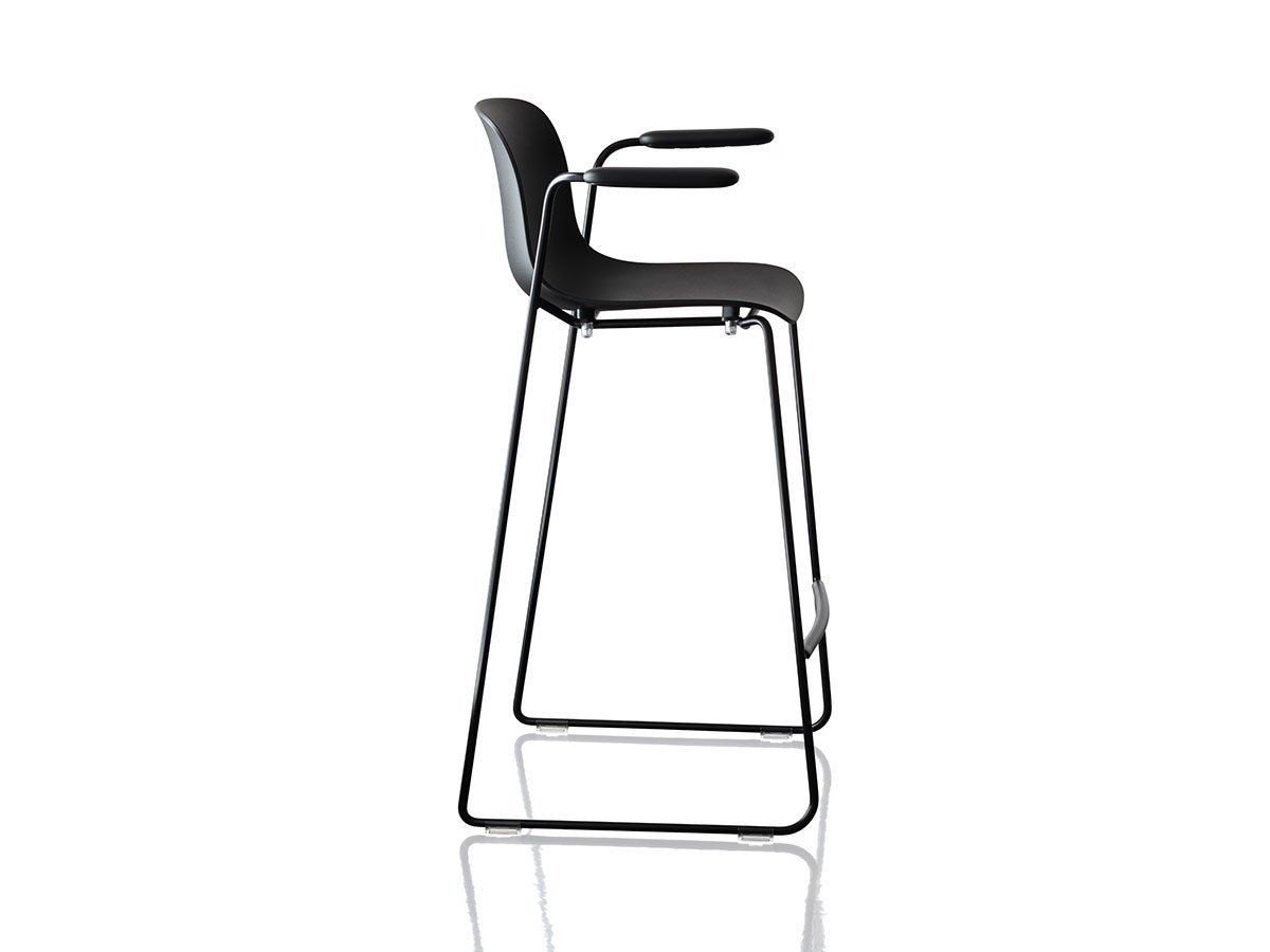 【マジス/MAGIS / GOODS】のTROY STOOL / トロイ アーム付スツール スレッジ・塗装脚 人気、トレンドファッション・服の通販 founy(ファニー) 　送料無料　Free Shipping　コンパクト　Compact　 other-1|ID: prp329100000008688 ipo3291000000030213998