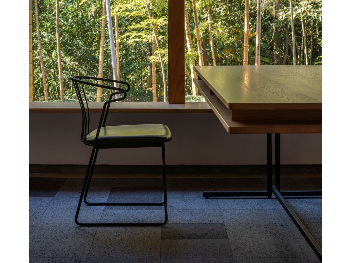 【杉山製作所/Sugiyama Seisakusho / GOODS】のfelice chair / フェリーチェ チェア(張座) インテリア・キッズ・メンズ・レディースファッション・服の通販 founy(ファニー) 　送料無料　Free Shipping　ホーム・キャンプ・アウトドア・お取り寄せ　Home,Garden,Outdoor,Camping Gear　家具・インテリア　Furniture　チェア・椅子　Chair　ダイニングチェア　Dining Chair　張地:牛革 AGBL エージングレザー黒(Bランク)、フレームサンドブラック|ID: prp329100000008726 ipo3291000000031779559
