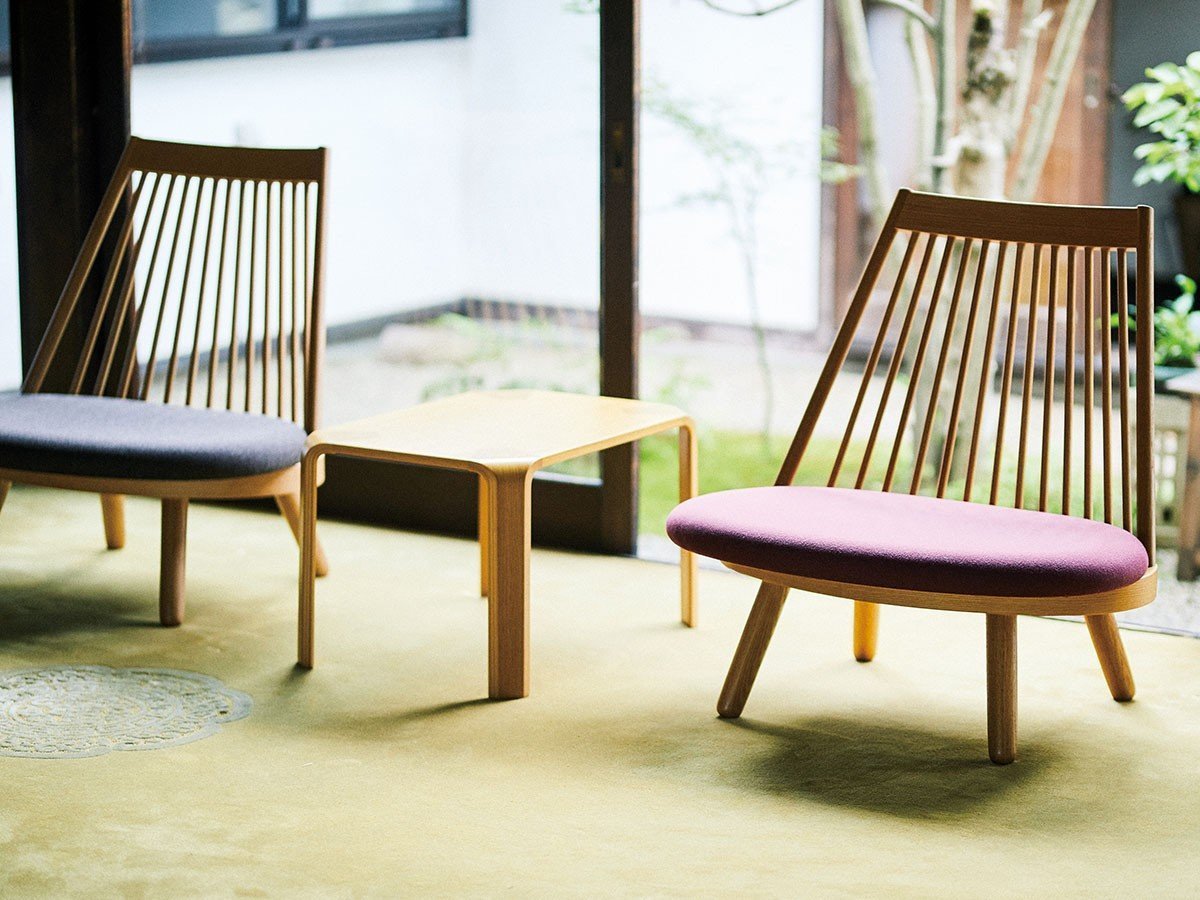 【天童木工/Tendo Mokko / GOODS】のSpoke Chair / スポークチェア インテリア・キッズ・メンズ・レディースファッション・服の通販 founy(ファニー) 　ドレス　Dress　モダン　Modern　リラックス　Relax　送料無料　Free Shipping　ホーム・キャンプ・アウトドア・お取り寄せ　Home,Garden,Outdoor,Camping Gear　家具・インテリア　Furniture　チェア・椅子　Chair　ローチェア・座椅子　Low Chair/Seat Chair　張地:左 / エヌシー B0188 チャコールブラウン、右 / エヌシー B0117 ワインレッド(|ID: prp329100000008733 ipo3291000000030191110