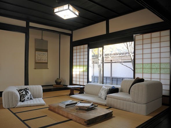 【マルイチセーリング/MARUICHI Selling / GOODS】のSKIP 1 MINI FLOOR SOFA / スキップ1 ミニ フロアソファ インテリア・キッズ・メンズ・レディースファッション・服の通販 founy(ファニー) 　フォーム　Form　冬　Winter / This Winter　ホーム・キャンプ・アウトドア・お取り寄せ　Home Living / Home & Lifestyle / Camping Gear / Outdoor Camping　家具・インテリア　Home Furniture & Interior. Stylish & Functional Living Spaces　ソファー　Couches & Sofas　それぞれを別々にレイアウトすることもできます。|ID: prp329100000008767 ipo3291000000036855250