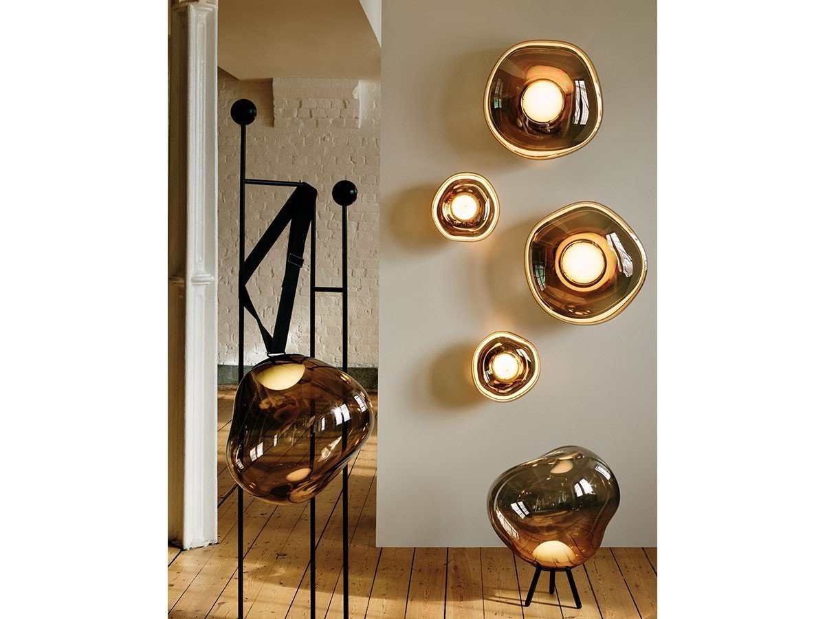 【トム ディクソン/Tom Dixon / GOODS】のMelt Surface LED / メルト サーフェイス 内蔵LED ブラケット仕様 インテリア・キッズ・メンズ・レディースファッション・服の通販 founy(ファニー) ガラス Glass, Glassware ハンド Hand, Handmade フェイス Face, Facial Design フロント Front, Front Design 送料無料 Free Shipping ホーム・キャンプ・アウトドア・お取り寄せ Home Living / Home & Lifestyle / Camping Gear / Outdoor Camping 家具・インテリア Home Furniture & Interior. Stylish & Functional Living Spaces ライト・照明 Lamps & Lighting Fixtures ブロンズ|ID: prp329100000008800 ipo3291000000033618117