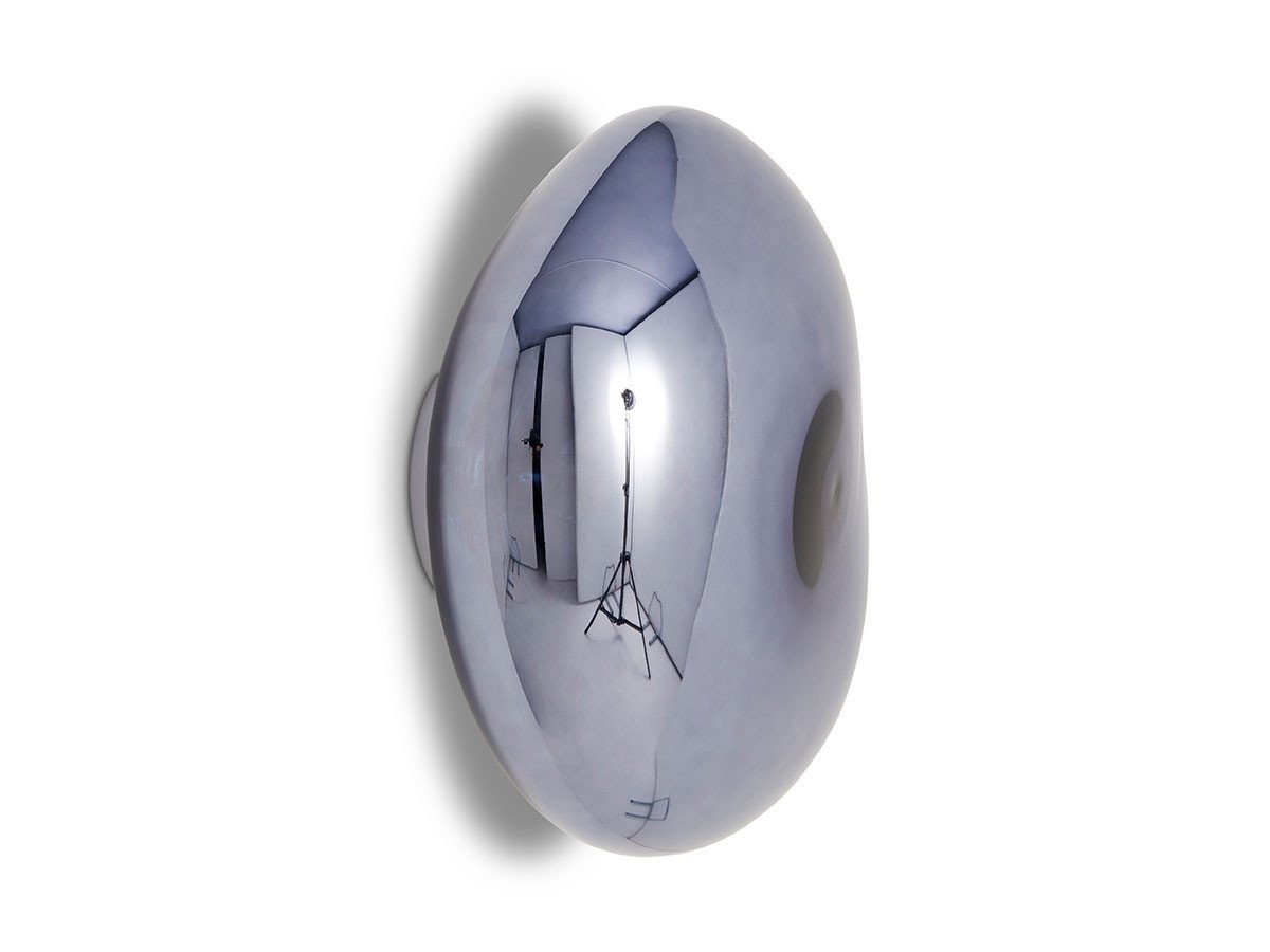 【トム ディクソン/Tom Dixon / GOODS】のMelt Surface LED / メルト サーフェイス 内蔵LED ブラケット仕様 インテリア・キッズ・メンズ・レディースファッション・服の通販 founy(ファニー) 　ガラス　Glass, Glassware　ハンド　Hand, Handmade　フェイス　Face, Facial Design　フロント　Front, Front Design　送料無料　Free Shipping　ホーム・キャンプ・アウトドア・お取り寄せ　Home Living / Home & Lifestyle / Camping Gear / Outdoor Camping　家具・インテリア　Home Furniture & Interior. Stylish & Functional Living Spaces　ライト・照明　Lamps & Lighting Fixtures　消灯時|ID: prp329100000008800 ipo3291000000036807226