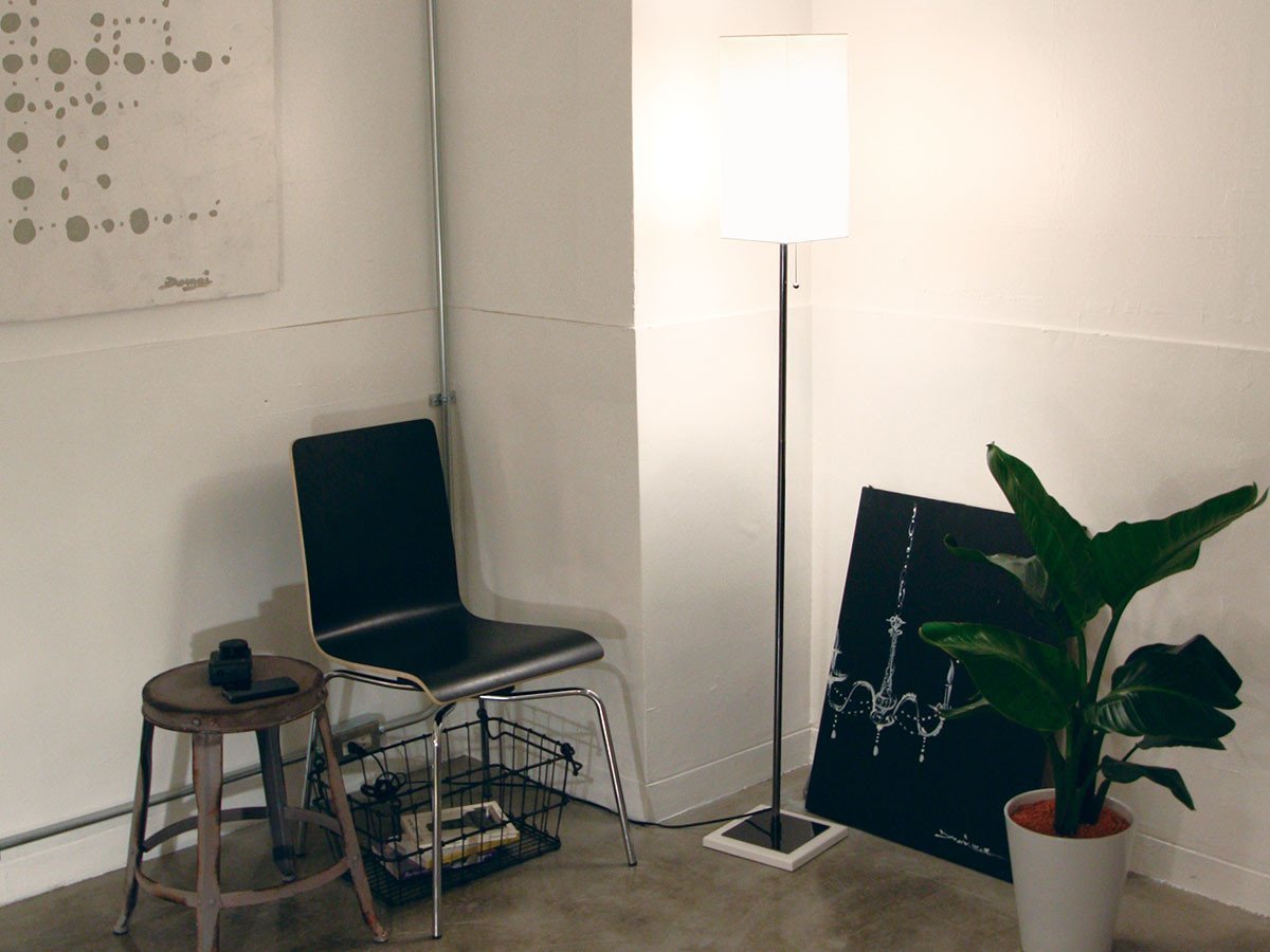 【フライミー ノワール/FLYMEe Noir / GOODS】のFloor Lamp / フロアランプ #8256 インテリア・キッズ・メンズ・レディースファッション・服の通販 founy(ファウニー) 　送料無料　Free Shipping　スリム　Slim, Slim Fit　ホーム・キャンプ・アウトドア・お取り寄せ　Home Living / Home & Lifestyle / Camping Gear / Outdoor Camping　家具・インテリア　Home Furniture & Interior. Stylish & Functional Living Spaces　ライト・照明　Lamps & Lighting Fixtures　フロアランプ・スタンドライト　Floor Lamp / Standing Lamp　ホワイト|ID: prp329100000009105 ipo3291000000037075655