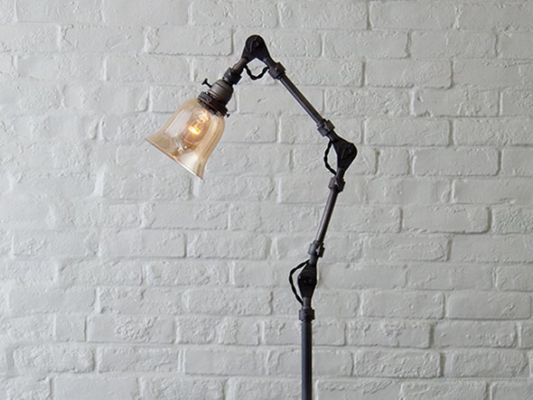 【フライミー ファクトリー/FLYMEe Factory / GOODS】のCUSTOM SERIES Engineer Side Floor Lamp × Trans Soil / カスタムシリーズ エンジニアサイドフロアランプ × トランス(ソイル) 人気、トレンドファッション・服の通販 founy(ファニー) 　ガラス　Glass　シンプル　Simple　フォルム　Form　送料無料　Free Shipping　ホーム・キャンプ・アウトドア・お取り寄せ　Home,Garden,Outdoor,Camping Gear　家具・インテリア　Home Furniture & Interior. Stylish & Functional Living Spaces　ライト・照明　Lighting & Light Fixtures　フロアライト・スタンドライト　Floor Light/Stand Light　other-3|ID: prp329100000009248 ipo3291000000031464568