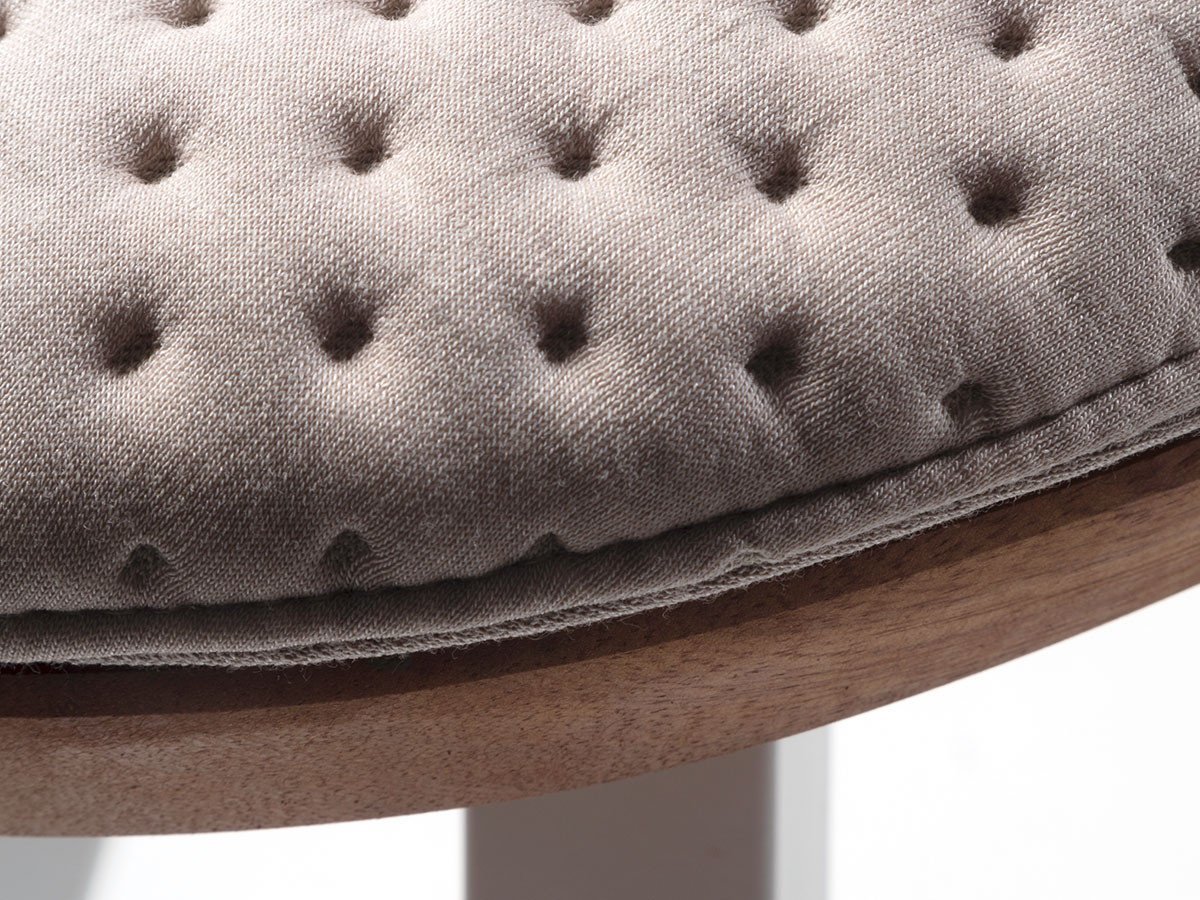 【アールエスバルセロナ/RS BARCELONA / GOODS】のYOU AND ME COLLECTION CUSHIONS / ユーアンドミー コレクション クッション 50 スツール インテリア・キッズ・メンズ・レディースファッション・服の通販 founy(ファニー) 　送料無料　Free Shipping　アウトドア　Outdoor Clothing　クッション　Cushion, Throw Pillow　コレクション　Collection, Seasonal Line　ホーム・キャンプ・アウトドア・お取り寄せ　Home Living / Home & Lifestyle / Camping Gear / Outdoor Camping　家具・インテリア　Home Furniture & Interior. Stylish & Functional Living Spaces　チェア・椅子　Seating & Chairs　スツール・バースツール　Stools & Bar Stools　張地:FEIK / ライトグレー|ID: prp329100000009366 ipo3291000000035616517