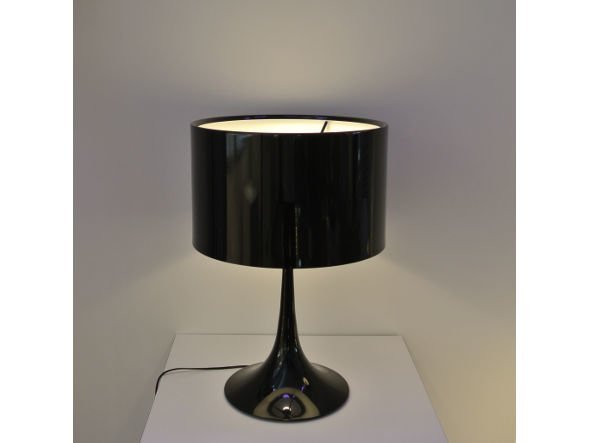 【フロス/FLOS / GOODS】のSPUN LIGHT T1 / スパンライト T1 インテリア・キッズ・メンズ・レディースファッション・服の通販 founy(ファニー) 　送料無料　Free Shipping　エレガント 上品　Elegant　テーブル　Table, Dining Table　フォルム　Silhouette, Form　モダン　Modern, Contemporary　ホーム・キャンプ・アウトドア・お取り寄せ　Home Living / Home & Lifestyle / Camping Gear / Outdoor Camping　家具・インテリア　Home Furniture & Interior. Stylish & Functional Living Spaces　ライト・照明　Lamps & Lighting Fixtures　点灯イメージ|ID: prp329100000009424 ipo3291000000035032059