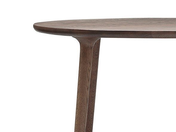 【ブリッジ/BRIDGE / GOODS】のROUND TABLE / ラウンドテーブル 人気、トレンドファッション・服の通販 founy(ファニー) 　コレクション　Collection, Seasonal Line　シンプル　Simple, Minimal　テーブル　Table, Dining Table　フォルム　Silhouette, Form　フラット　Flat, Flat Shoes　ラウンド　Round, Round Neck　送料無料　Free Shipping　ホーム・キャンプ・アウトドア・お取り寄せ　Home Living / Home & Lifestyle / Camping Gear / Outdoor Camping　家具・インテリア　Home Furniture & Interior. Stylish & Functional Living Spaces　テーブル　Dining, Coffee & Side Tables　ダイニングテーブル・食卓テーブル　Dining Tables　other-6|ID: prp329100000009462 ipo3291000000031529999
