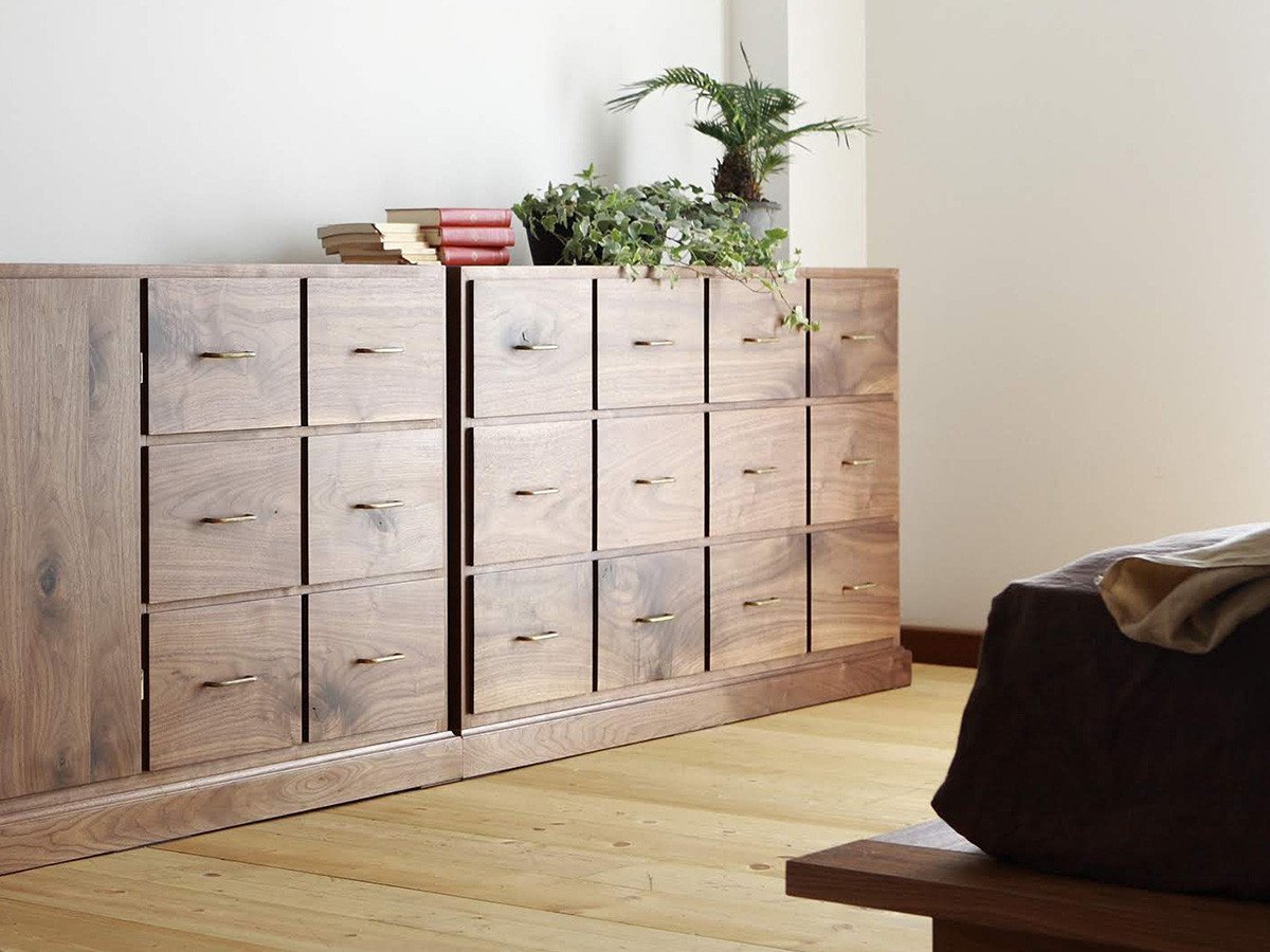 【広松木工/Hiromatsu Furniture / GOODS】のFREX / フレックス ローチェスト 138 インテリア・キッズ・メンズ・レディースファッション・服の通販 founy(ファニー) スタンダード Standard, Basic ヴィンテージ Vintage Style ホーム・キャンプ・アウトドア・お取り寄せ Home Living / Home & Lifestyle / Camping Gear / Outdoor Camping 家具・インテリア Home Furniture & Interior. Stylish & Functional Living Spaces 収納家具・キャビネット Storage Furniture チェスト・収納引き出し Drawers / Storage Chest ウッド:ウォールナット|ID: prp329100000009477 ipo3291000000036858537