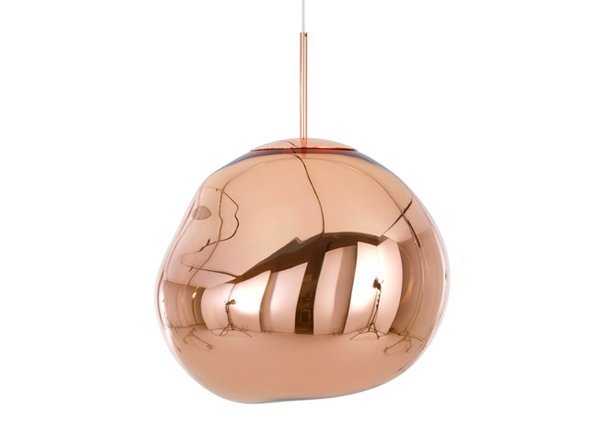 【トム ディクソン/Tom Dixon / GOODS】のMelt Pendant 50 LED / メルト ペンダントライト 50 内蔵LED インテリア・キッズ・メンズ・レディースファッション・服の通販 founy(ファウニー) 　ガラス　Glass, Glassware　ハンド　Hand, Handmade　フロント　Front, Front Design　送料無料　Free Shipping　ホーム・キャンプ・アウトドア・お取り寄せ　Home Living / Home & Lifestyle / Camping Gear / Outdoor Camping　家具・インテリア　Home Furniture & Interior. Stylish & Functional Living Spaces　ライト・照明　Lamps & Lighting Fixtures　ペンダントライト・吊り下げ照明　Pendant Light / Hanging Light Fixture　消灯時|ID: prp329100000009496 ipo3291000000037072263