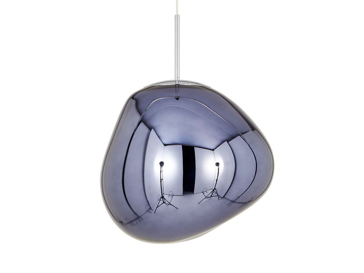 【トム ディクソン/Tom Dixon / GOODS】のMelt Pendant 50 LED / メルト ペンダントライト 50 内蔵LED インテリア・キッズ・メンズ・レディースファッション・服の通販 founy(ファウニー) 　ガラス　Glass, Glassware　ハンド　Hand, Handmade　フロント　Front, Front Design　送料無料　Free Shipping　ホーム・キャンプ・アウトドア・お取り寄せ　Home Living / Home & Lifestyle / Camping Gear / Outdoor Camping　家具・インテリア　Home Furniture & Interior. Stylish & Functional Living Spaces　ライト・照明　Lamps & Lighting Fixtures　ペンダントライト・吊り下げ照明　Pendant Light / Hanging Light Fixture　消灯時|ID: prp329100000009496 ipo3291000000037072266