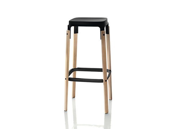 【マジス/MAGIS / GOODS】のSTEELWOOD STOOL / スティールウッド スツール インテリア・キッズ・メンズ・レディースファッション・服の通販 founy(ファニー) 　送料無料　Free Shipping　ウッド　Wooden Design　ホーム・キャンプ・アウトドア・お取り寄せ　Home Living / Home & Lifestyle / Camping Gear / Outdoor Camping　家具・インテリア　Home Furniture & Interior. Stylish & Functional Living Spaces　チェア・椅子　Seating & Chairs　スツール・バースツール　Stools & Bar Stools　ホーム・キャンプ・アウトドア・お取り寄せ　Home Living / Home & Lifestyle / Camping Gear / Outdoor Camping　家具・インテリア　Home Furniture & Interior. Stylish & Functional Living Spaces　チェア・椅子　Seating & Chairs　カウンターチェア・ハイチェア　Bar Stools / High Stools　ビーチ × ブラック|ID: prp329100000009603 ipo3291000000034746133