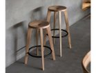 【アリアケ/ARIAKE / GOODS】のDovetail Barstool / ダブテイル バースツール ハイ 左:サイズ違いの「ロー(高さ65cm)」、右:本商品|ID: prp329100000009708 ipo3291000000034452328