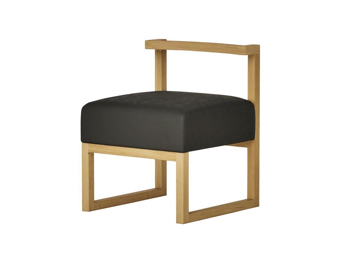 【アジム/AJIM / GOODS】のstroke chair / ストローク チェア インテリア・キッズ・メンズ・レディースファッション・服の通販 founy(ファニー) 　送料無料　Free Shipping　ホーム・キャンプ・アウトドア・お取り寄せ　Home Living / Home & Lifestyle / Camping Gear / Outdoor Camping　家具・インテリア　Home Furniture & Interior. Stylish & Functional Living Spaces　チェア・椅子　Seating & Chairs　ダイニングチェア・木製チェア　Dining Chairs　張地:SL 6562(ランク 1)、フレーム:オーク|ID: prp329100000009888 ipo3291000000032719841