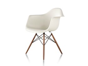 【ハーマンミラー/Herman Miller / GOODS】のEames Molded Plastic Arm Shell Chair / イームズ プラスチックアームシェルチェア ダウェルベース DAW. 人気、トレンドファッション・服の通販 founy(ファニー) シンプル Simple フォルム Form 人気 Popularity ホーム・キャンプ・アウトドア・お取り寄せ Home,Garden,Outdoor,Camping Gear 家具・インテリア Furniture チェア・椅子 Chair ダイニングチェア Dining Chair |ID:prp329100000009955