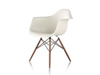 【ハーマンミラー/Herman Miller / GOODS】のEames Molded Plastic Arm Shell Chair / イームズ プラスチックアームシェルチェア ダウェルベース DAW. 人気、トレンドファッション・服の通販 founy(ファニー) シンプル Simple, Minimal 人気 Popular, Best Seller フォルム Silhouette, Form ホーム・キャンプ・アウトドア・お取り寄せ Home Living / Home & Lifestyle / Camping Gear / Outdoor Camping 家具・インテリア Home Furniture & Interior. Stylish & Functional Living Spaces チェア・椅子 Seating & Chairs ダイニングチェア・木製チェア Dining Chairs |ID:prp329100000009955