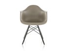 【ハーマンミラー/Herman Miller / GOODS】のEames Molded Plastic Arm Shell Chair / イームズ プラスチックアームシェルチェア ダウェルベース DAW. 人気、トレンドファッション・服の通販 founy(ファニー) シンプル Simple, Minimal 人気 Popular, Best Seller フォルム Silhouette, Form ホーム・キャンプ・アウトドア・お取り寄せ Home Living / Home & Lifestyle / Camping Gear / Outdoor Camping 家具・インテリア Home Furniture & Interior. Stylish & Functional Living Spaces チェア・椅子 Seating & Chairs ダイニングチェア・木製チェア Dining Chairs thumbnail シェルスパロー、ワイヤーブラック、ウッド:エボニー|ID: prp329100000009955 ipo3291000000033879773