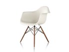 【ハーマンミラー/Herman Miller / GOODS】のEames Molded Plastic Arm Shell Chair / イームズ プラスチックアームシェルチェア ダウェルベース DAW. シェルホワイト、ワイヤーブラック、ウッド:ウォールナット|ID: prp329100000009955 ipo3291000000037066012