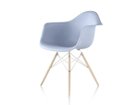 【ハーマンミラー/Herman Miller / GOODS】のEames Molded Plastic Arm Shell Chair / イームズ プラスチックアームシェルチェア ダウェルベース DAW. シェルブルーアイス、ワイヤーホワイト、ウッド:ホワイトアッシュ|ID: prp329100000009955 ipo3291000000037066019