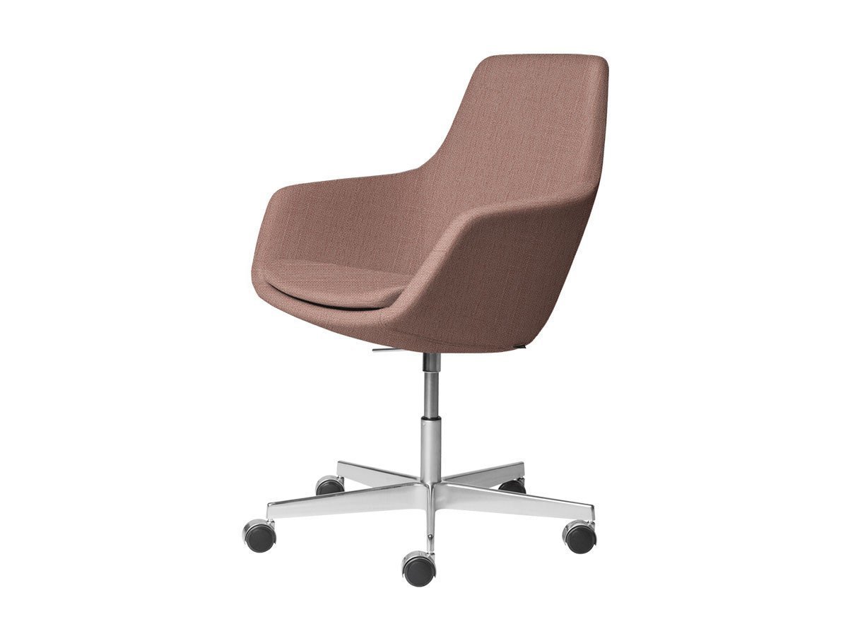 【フリッツ ハンセン/FRITZ HANSEN / GOODS】のLITTLE GIRAFFE / リトルジラフ チェア キャスター付5スターベース 3211 / 3211R インテリア・キッズ・メンズ・レディースファッション・服の通販 founy(ファニー) 　サテン　Satin, Glossy Fabric　テーブル　Table, Dining Table　ファブリック　Fabric, Textile　フレーム　Frame, Outline　送料無料　Free Shipping　ホーム・キャンプ・アウトドア・お取り寄せ　Home Living / Home & Lifestyle / Camping Gear / Outdoor Camping　家具・インテリア　Home Furniture & Interior. Stylish & Functional Living Spaces　チェア・椅子　Seating & Chairs　オフィスチェア・在宅ワーク用チェア　Office & Desk Chairs　張地:1131 オレンジ / レッド (クリスチャンハウン)、脚部:アルミニウム / サテン仕上|ID: prp329100000010265 ipo3291000000030228309