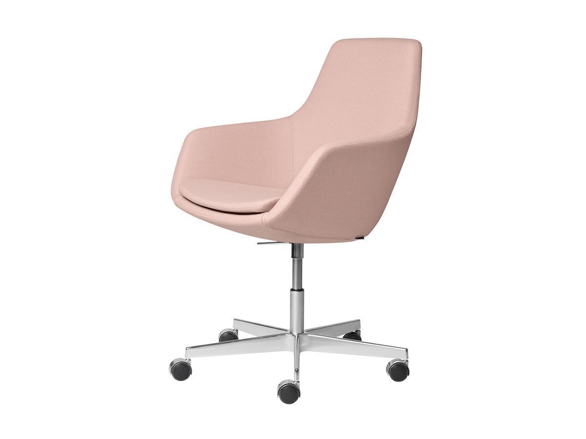 【フリッツ ハンセン/FRITZ HANSEN / GOODS】のLITTLE GIRAFFE / リトルジラフ チェア キャスター付5スターベース 3211 / 3211R インテリア・キッズ・メンズ・レディースファッション・服の通販 founy(ファニー) 　サテン　Satin, Glossy Fabric　テーブル　Table, Dining Table　ファブリック　Fabric, Textile　フレーム　Frame, Outline　送料無料　Free Shipping　ホーム・キャンプ・アウトドア・お取り寄せ　Home Living / Home & Lifestyle / Camping Gear / Outdoor Camping　家具・インテリア　Home Furniture & Interior. Stylish & Functional Living Spaces　チェア・椅子　Seating & Chairs　オフィスチェア・在宅ワーク用チェア　Office & Desk Chairs　張地:CAPTURE / 5801 ピンク、脚部:アルミニウム / サテン仕上|ID: prp329100000010265 ipo3291000000030228663
