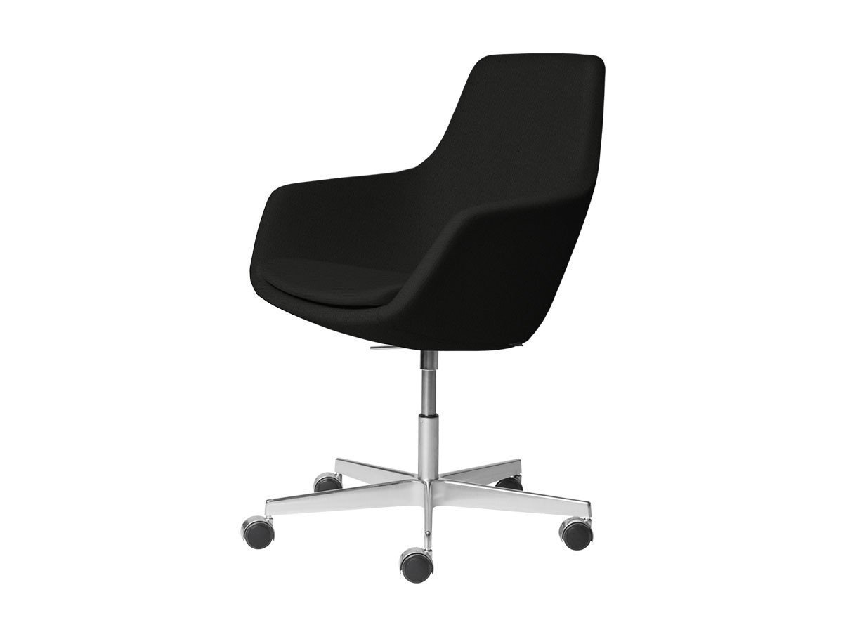 【フリッツ ハンセン/FRITZ HANSEN / GOODS】のLITTLE GIRAFFE / リトルジラフ チェア キャスター付5スターベース 3211 / 3211R インテリア・キッズ・メンズ・レディースファッション・服の通販 founy(ファニー) サテン Satin, Glossy Fabric テーブル Table, Dining Table ファブリック Fabric, Textile フレーム Frame, Outline 送料無料 Free Shipping ホーム・キャンプ・アウトドア・お取り寄せ Home Living / Home & Lifestyle / Camping Gear / Outdoor Camping 家具・インテリア Home Furniture & Interior. Stylish & Functional Living Spaces チェア・椅子 Seating & Chairs オフィスチェア・在宅ワーク用チェア Office & Desk Chairs 張地:1175 ブラックユニ(クリスチャンハウン)、脚部:アルミニウム / サテン仕上|ID: prp329100000010265 ipo3291000000034888182