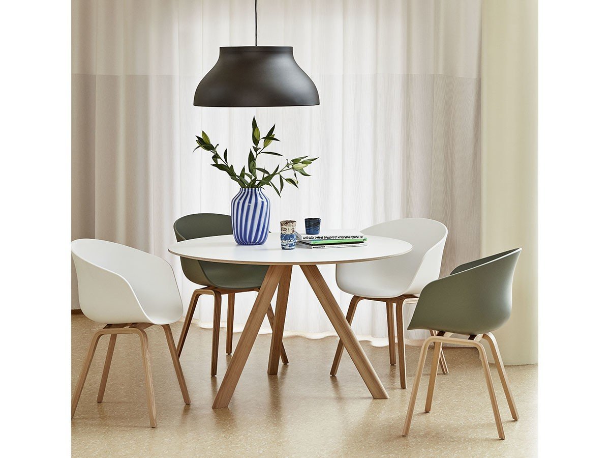 【ヘイ/HAY / GOODS】のCPH 20 ROUND / CPH 20 ラウンド 直径90cm インテリア・キッズ・メンズ・レディースファッション・服の通販 founy(ファニー) 　コレクション　Collection, Seasonal Line　シンプル　Simple, Minimal　テーブル　Table, Dining Table　ラウンド　Round, Round Neck　ホーム・キャンプ・アウトドア・お取り寄せ　Home Living / Home & Lifestyle / Camping Gear / Outdoor Camping　家具・インテリア　Home Furniture & Interior. Stylish & Functional Living Spaces　テーブル　Dining, Coffee & Side Tables　ダイニングテーブル・食卓テーブル　Dining Tables　ホーム・キャンプ・アウトドア・お取り寄せ　Home Living / Home & Lifestyle / Camping Gear / Outdoor Camping　家具・インテリア　Home Furniture & Interior. Stylish & Functional Living Spaces　テーブル　Dining, Coffee & Side Tables　カフェテーブル・丸型テーブル　Cafe & Bistro Tables　参考商品|ID: prp329100000010280 ipo3291000000036859937