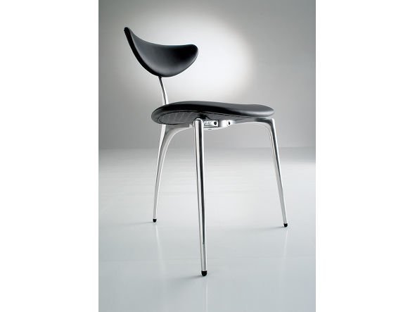 【フライミー ノワール/FLYMEe Noir / GOODS】のArm Chair / アームチェア 4本脚キャスター m71232 インテリア・キッズ・メンズ・レディースファッション・服の通販 founy(ファニー) 　送料無料　Free Shipping　ホーム・キャンプ・アウトドア・お取り寄せ　Home Living / Home & Lifestyle / Camping Gear / Outdoor Camping　家具・インテリア　Home Furniture & Interior. Stylish & Functional Living Spaces　チェア・椅子　Seating & Chairs　ダイニングチェア・木製チェア　Dining Chairs　ホーム・キャンプ・アウトドア・お取り寄せ　Home Living / Home & Lifestyle / Camping Gear / Outdoor Camping　家具・インテリア　Home Furniture & Interior. Stylish & Functional Living Spaces　チェア・椅子　Seating & Chairs　アームチェア・アクセントチェア　Armchairs & Accent Chairs　LINKシリーズ最大の特徴は個性的な脚部の美しい造形です。|ID: prp329100000010513 ipo3291000000033100912