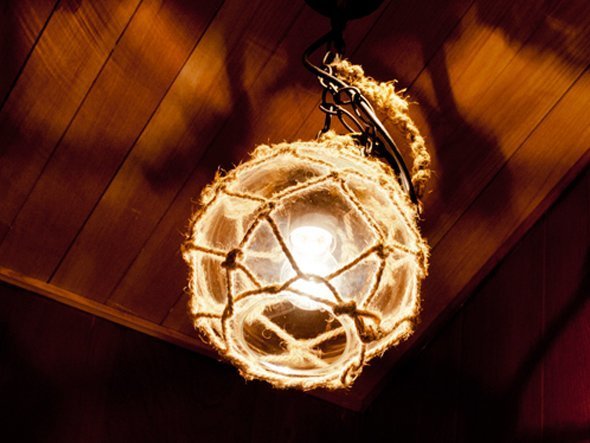 【ハモサ/HERMOSA / GOODS】のOCEAN PORT LAMP / オーシャンポート ランプ インテリア・キッズ・メンズ・レディースファッション・服の通販 founy(ファニー) 　送料無料　Free Shipping　ビーチ　Beach, Seaside　リラックス　Relax, Relaxed Fit　ホーム・キャンプ・アウトドア・お取り寄せ　Home Living / Home & Lifestyle / Camping Gear / Outdoor Camping　家具・インテリア　Home Furniture & Interior. Stylish & Functional Living Spaces　ライト・照明　Lamps & Lighting Fixtures　ペンダントライト・吊り下げ照明　Pendant Light / Hanging Light Fixture　光を灯すと天井や壁に麻ひもの影が映し出され、優しく幻想的な空間を演出します。|ID: prp329100000010519 ipo3291000000036844256