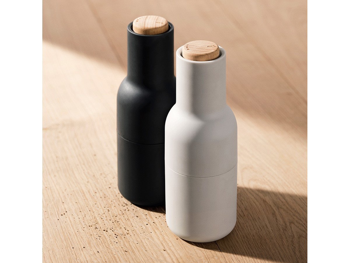 【オード コペンハーゲン/Audo Copenhagen / GOODS】のBottle Grinder Small 2P Set / ボトルグラインダー スモール2個セット(アッシュ&カーボン) 人気、トレンドファッション・服の通販 founy(ファニー) 　送料無料　Free Shipping　コルク　Cork　シンプル　Simple　テクスチャー　Texture　テーブル　Table　ホーム・キャンプ・アウトドア・お取り寄せ　Home,Garden,Outdoor,Camping Gear　キッチン・ダイニング　Kitchen & Dining Essentials. Stylish & Functional Tableware　キッチン収納　Kitchen　other-2|ID: prp329100000010541 ipo3291000000031510267