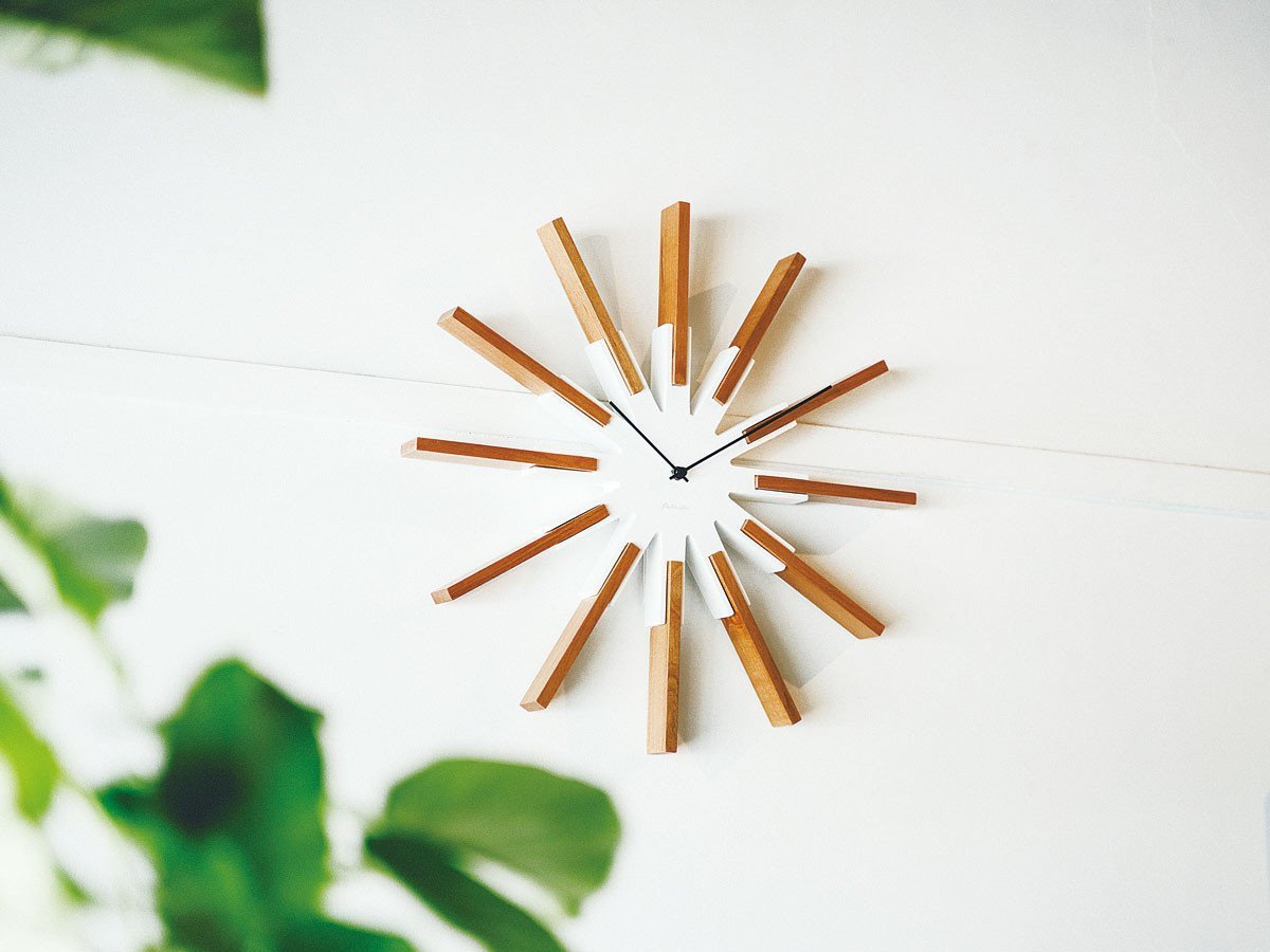 【フライミーパーラー/FLYMEe Parlor / GOODS】のWall Clock / ウォールクロック #105318 人気、トレンドファッション・服の通販 founy(ファニー) 　ウッド　Wooden Design　時計　Watch, Wristwatch　ホーム・キャンプ・アウトドア・お取り寄せ　Home Living / Home & Lifestyle / Camping Gear / Outdoor Camping　家具・インテリア　Home Furniture & Interior. Stylish & Functional Living Spaces　その他 インテリア雑貨、家具　Home Decor & Furniture Extras　other-3|ID: prp329100000010555 ipo3291000000031484841