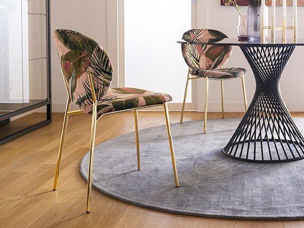 【カリガリス/Calligaris / GOODS】のINES / イネス CS/2004 インテリア・キッズ・メンズ・レディースファッション・服の通販 founy(ファニー) 　送料無料　Free Shipping　フレーム　Frame, Outline　ベルベット　Velvet, Velvety　モダン　Modern, Contemporary　ホーム・キャンプ・アウトドア・お取り寄せ　Home Living / Home & Lifestyle / Camping Gear / Outdoor Camping　家具・インテリア　Home Furniture & Interior. Stylish & Functional Living Spaces　チェア・椅子　Seating & Chairs　ダイニングチェア・木製チェア　Dining Chairs　シートS7E ピンク、フレームP175 ポリッシュドブラス|ID: prp329100000010574 ipo3291000000034876764