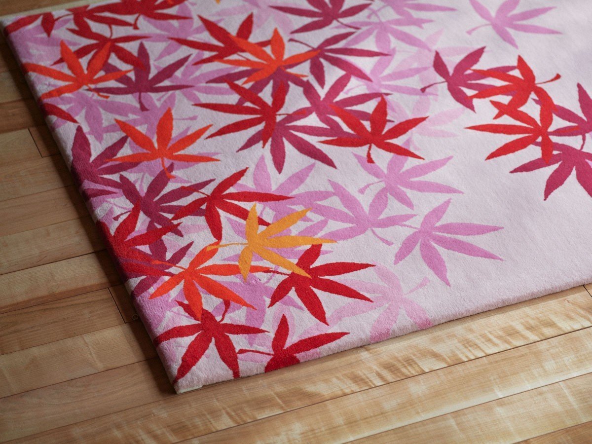 【山形緞通/Yamagata Dantsu / GOODS】のDESIGNERS LINE - KEN KIYOYUKI OKUYAMA - MOMIJI / デザイナーズライン - 奥山 清行 - 紅葉 140 × 200cm 人気、トレンドファッション・服の通販 founy(ファニー) 　送料無料　Free Shipping　グラデーション　Gradient, Ombre　パターン　Pattern, Design Print　ホーム・キャンプ・アウトドア・お取り寄せ　Home Living / Home & Lifestyle / Camping Gear / Outdoor Camping　家具・インテリア　Home Furniture & Interior. Stylish & Functional Living Spaces　その他 インテリア雑貨、家具　Home Decor & Furniture Extras　other-2|ID: prp329100000010609 ipo3291000000031492381
