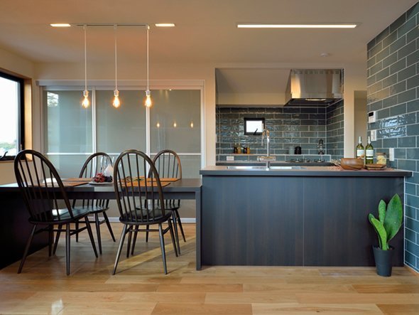 【アーコール/ercol / GOODS】のOriginals 1875A Quaker Armchair / オリジナルズ 1875A クゥエーカー アームチェア インテリア・キッズ・メンズ・レディースファッション・服の通販 founy(ファニー) 　送料無料　Free Shipping　クッション　Cushion, Throw Pillow　ホーム・キャンプ・アウトドア・お取り寄せ　Home Living / Home & Lifestyle / Camping Gear / Outdoor Camping　家具・インテリア　Home Furniture & Interior. Stylish & Functional Living Spaces　チェア・椅子　Seating & Chairs　ダイニングチェア・木製チェア　Dining Chairs　ホーム・キャンプ・アウトドア・お取り寄せ　Home Living / Home & Lifestyle / Camping Gear / Outdoor Camping　家具・インテリア　Home Furniture & Interior. Stylish & Functional Living Spaces　チェア・椅子　Seating & Chairs　アームチェア・アクセントチェア　Armchairs & Accent Chairs　|ID: prp329100000010669 ipo3291000000034584976